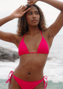 Honëlo’s timeless triangle bikini top. Comfortable, adjustable, and designed for endless beach days.